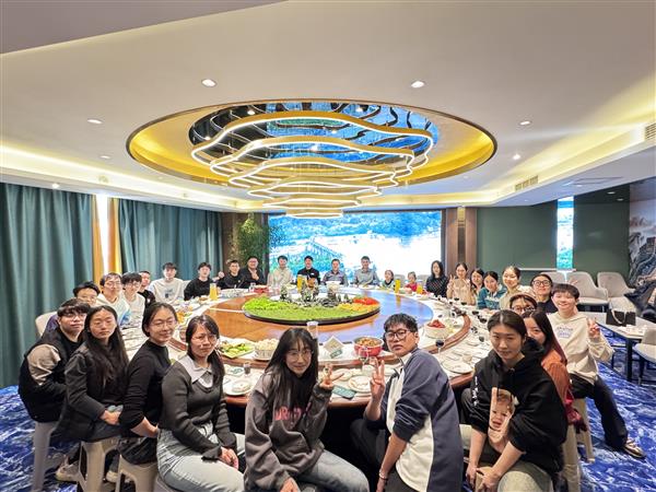 高性能材料課題組年終歡聚